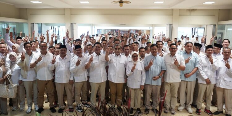 Muzani Minta Kader dan Relawan Tidak Jumawa Lihat Hasil Survei Prabowo yang Hampir Capai 50%