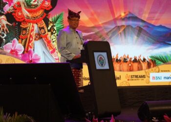 Pj Gubernur Sugito Raih Penghargaan di Ajang Lomba Desa Wisata Nusantara Tahun 2024