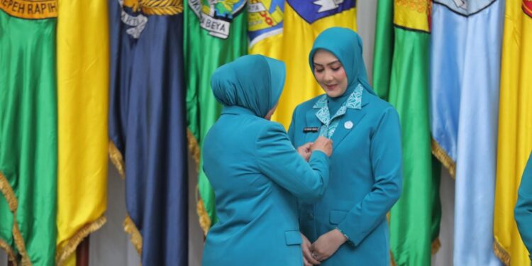 Noni Hidayat Arsani Resmi Pimpin TP PKK dan Tim Posyandu Babel