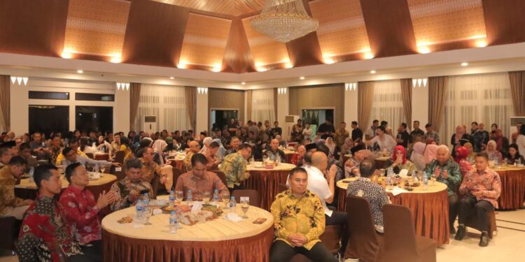 Serah Terima Memori Jabatan, Gubernur Hidayat Arsani: Semoga Kepemimpinan Kami Penuh Keberkahan