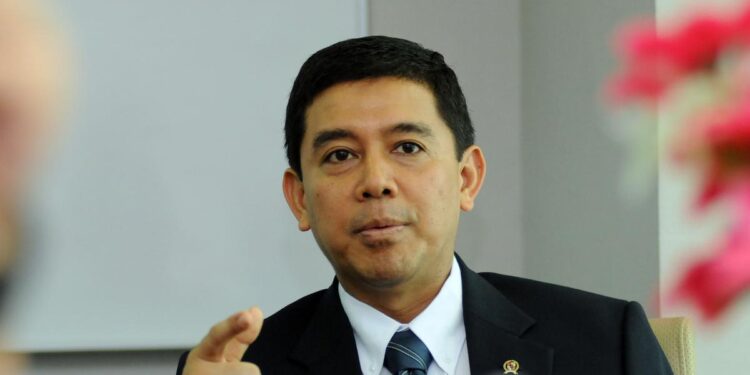 NEGARA DALAM CENGKRAMAN OLIGARKI